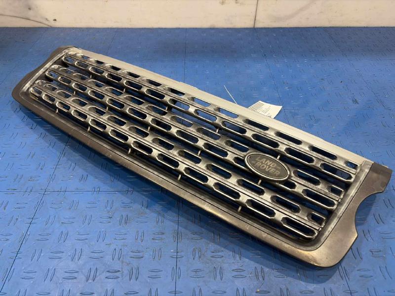 2016 Land Rover Range Rov Grille