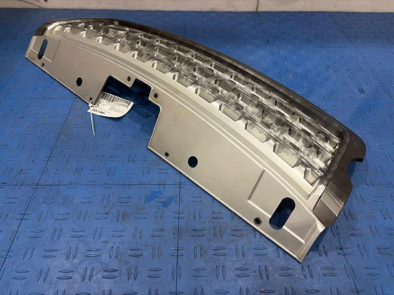 2016 Land Rover Range Rov Grille