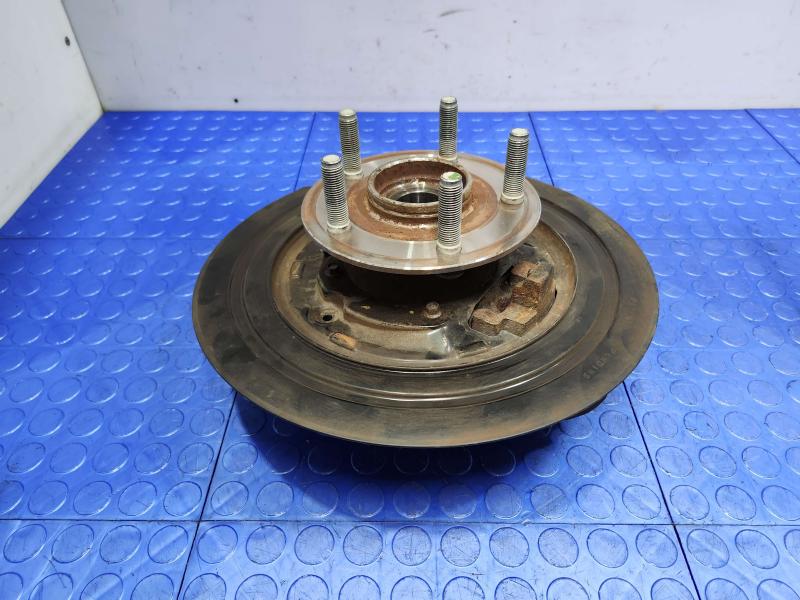 2015 Jeep Grand Cherokee Rear Knuckle/Stub Axle