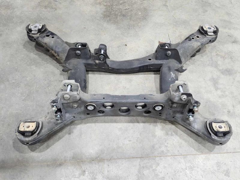 2012 Mercedes ML-Class Crossmember/Cradle/Undercarria
