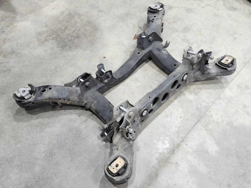 2012 Mercedes ML-Class Crossmember/Cradle/Undercarria