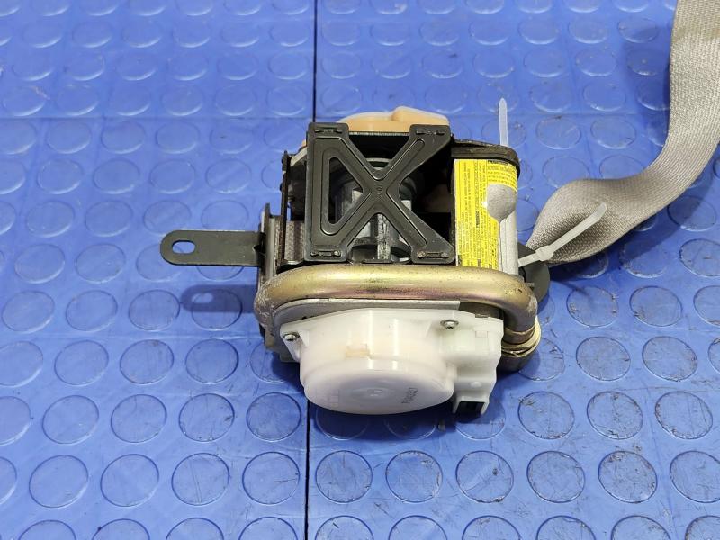 2003 Toyota 4Runner Front Seat Belt