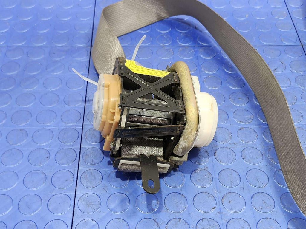 2003 Toyota 4Runner Front Seat Belt