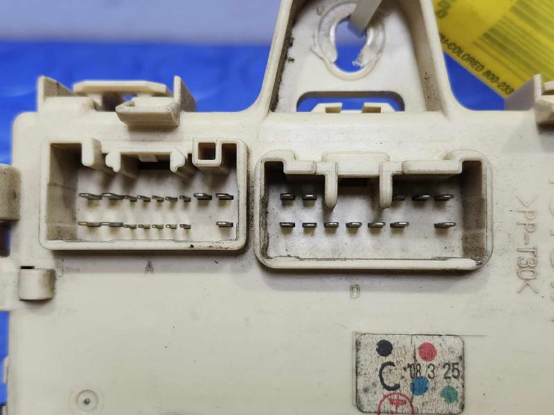 2008 Lexus RX400 Hybrid Cabin Fuse Box