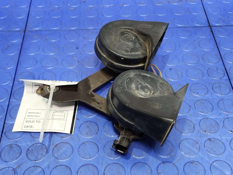 2009-2014 Ford F-150 Dual Note Horn Assembly Genuine OEM 9L3Z13832A