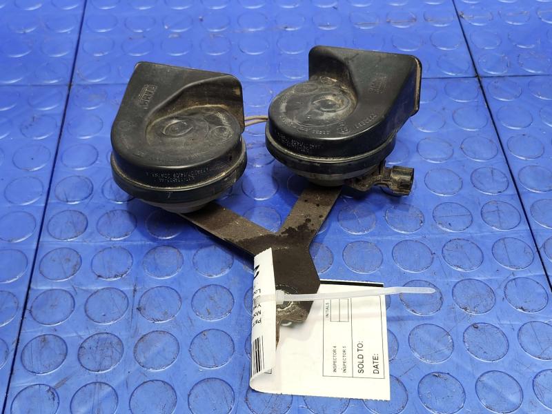 2009-2014 Ford F-150 Dual Note Horn Assembly Genuine OEM 9L3Z13832A