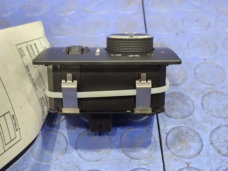 2014 Dodge Challenger Automatic Headlight Switch Dimmer Switch OEM 68189148AA
