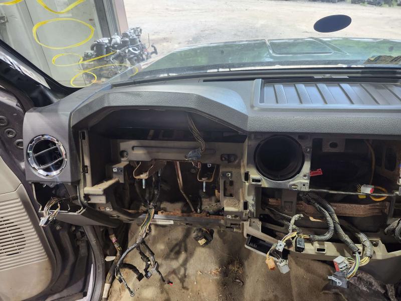 2008 Ford F-250 Super Duty Dash Panel