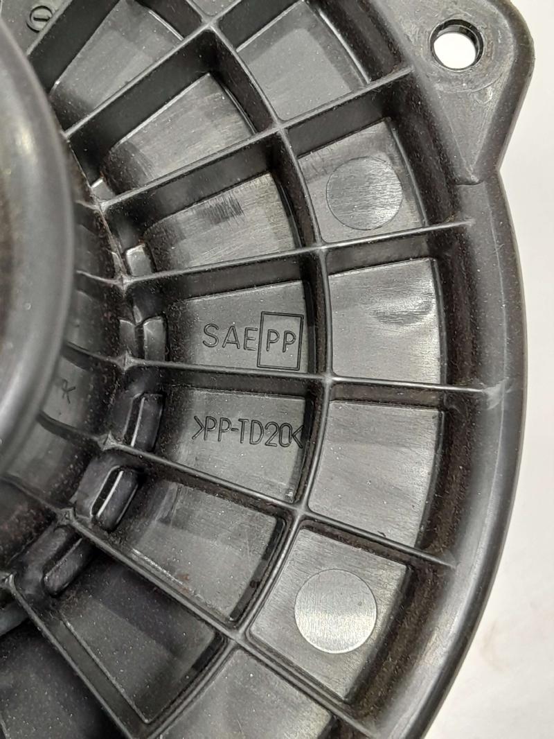 2014 Chevrolet Caprice Blower Motor