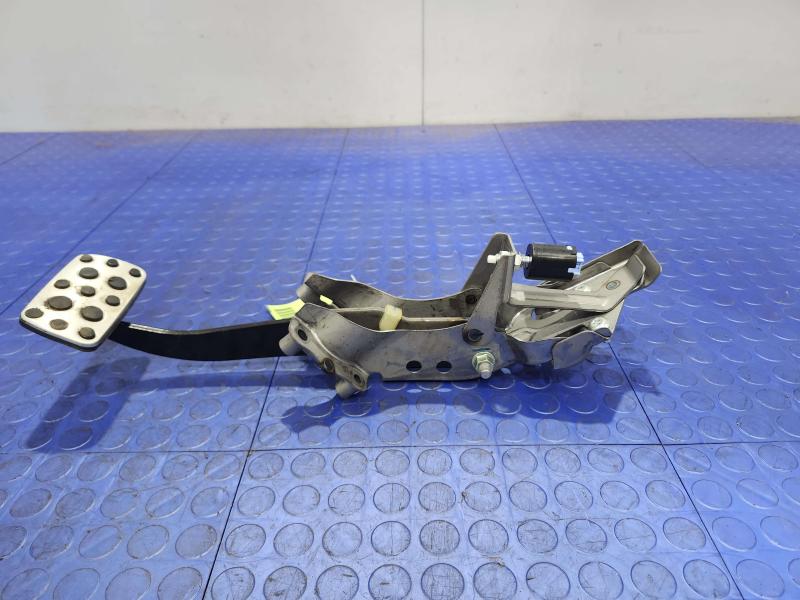 2017-2019 Subaru Impreza Brake Pedal Assembly Genuine OEM Part 36012FL01A
