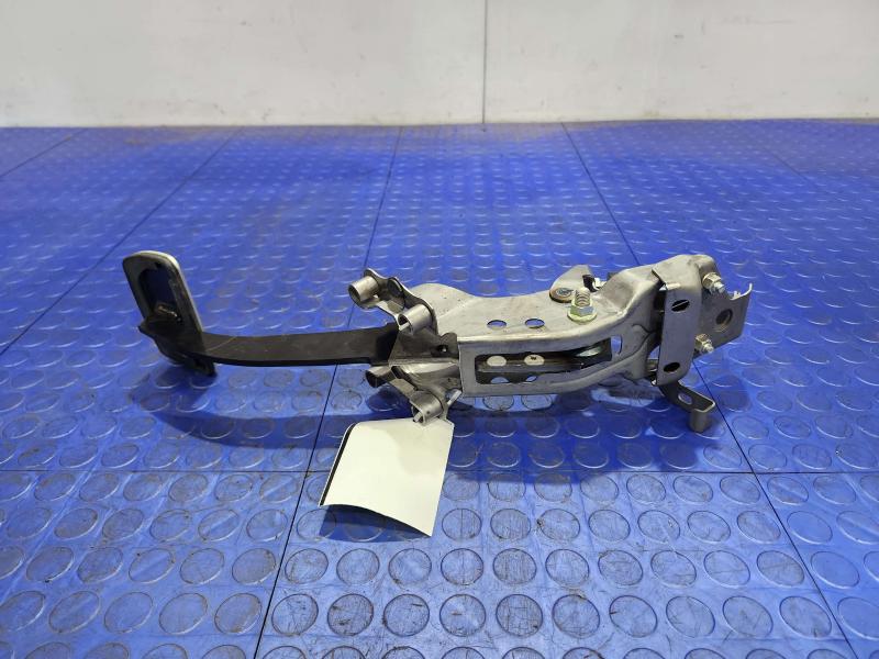 2017-2019 Subaru Impreza Brake Pedal Assembly Genuine OEM Part 36012FL01A