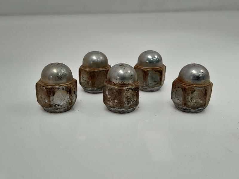 2008 Subaru Impreza Lug Nuts