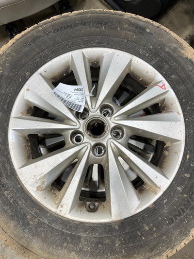 2016 Kia Sedona Wheel