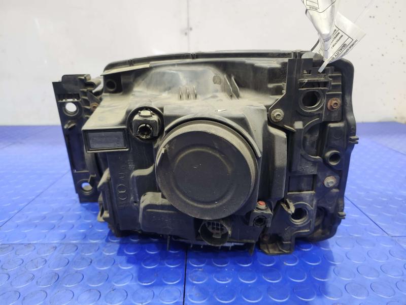 2014 Land Rover LR4 Headlamp Assembly