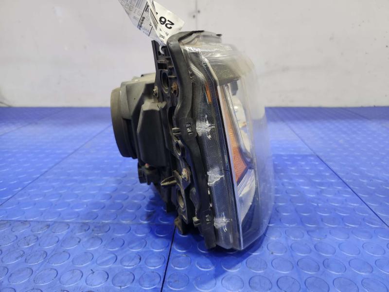 2014 Land Rover LR4 Headlamp Assembly