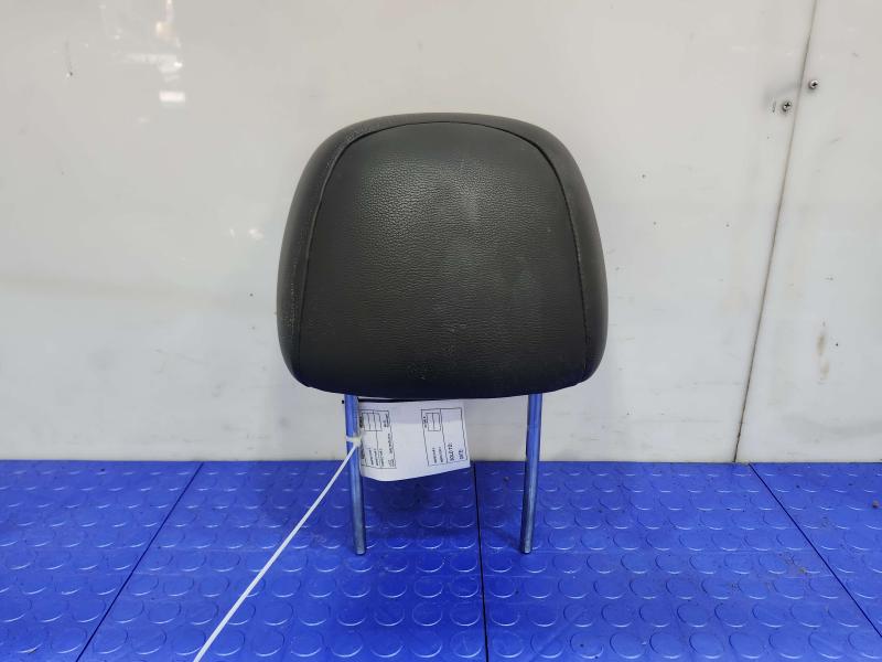 2008 Subaru Legacy Headrest