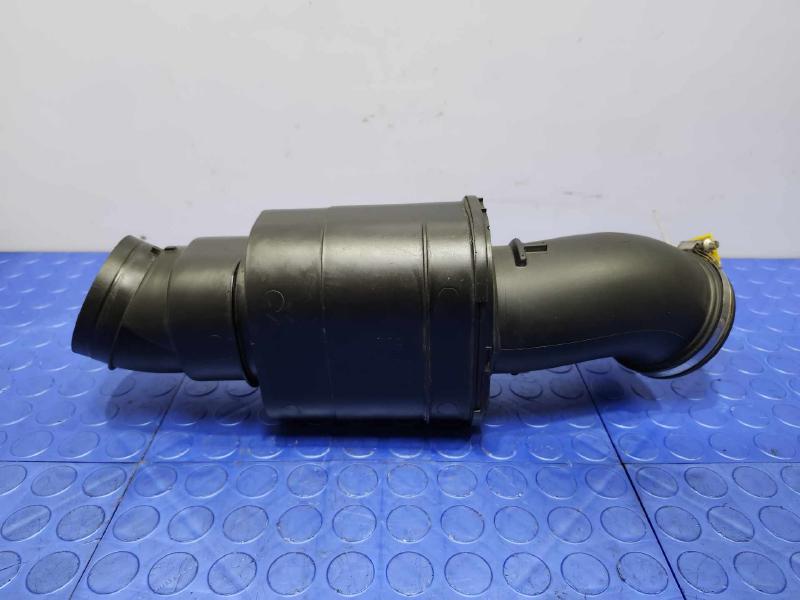 2016 BMW 528I Air Intake Tube/Resonator