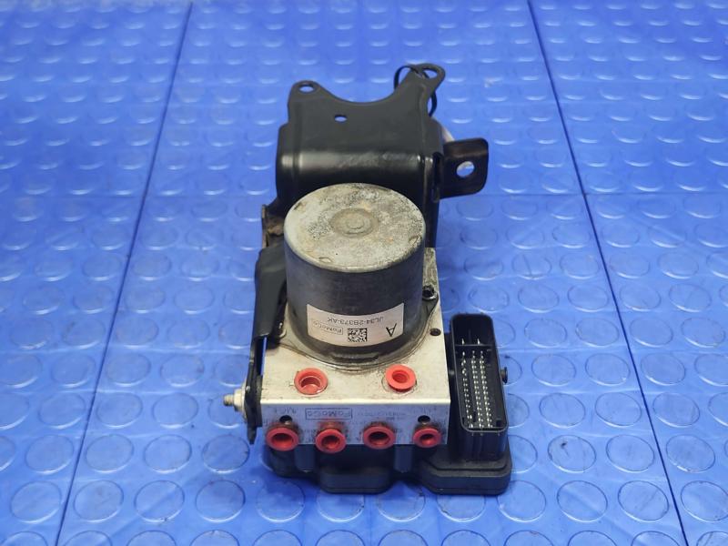 2018 Ford F-150 ABS Anti Lock Brake Pump Modulator Assembly JL342B373AK