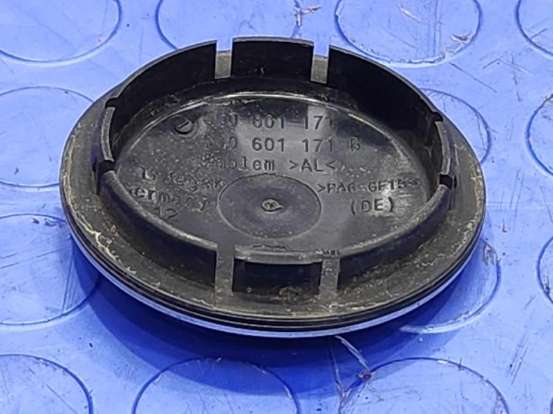 2019 Volkswagen Jetta Center Cap