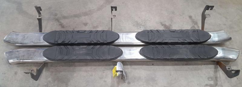 2020 GMC Canyon Running Boards