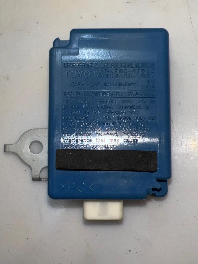 2010 - 2015 Toyota Prius TPMS Tire Pressure Monitor Module OEM 8976947030