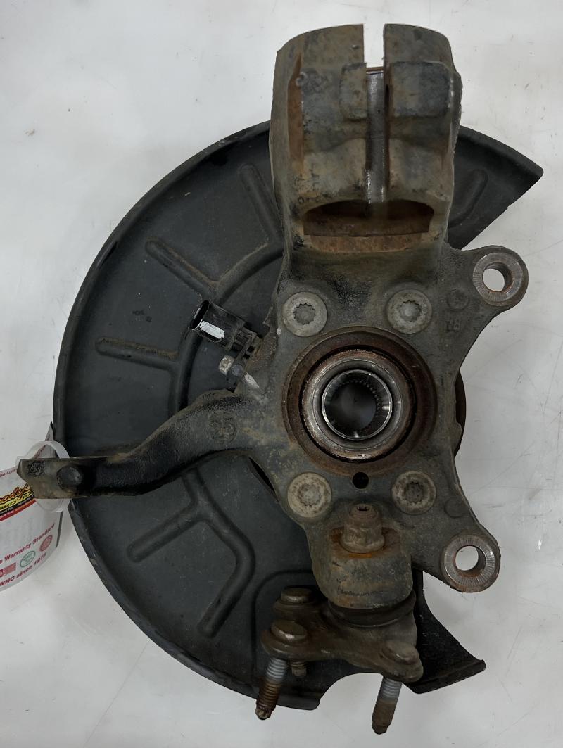 2013 Volkswagen Passat Spindle Knuckle Front