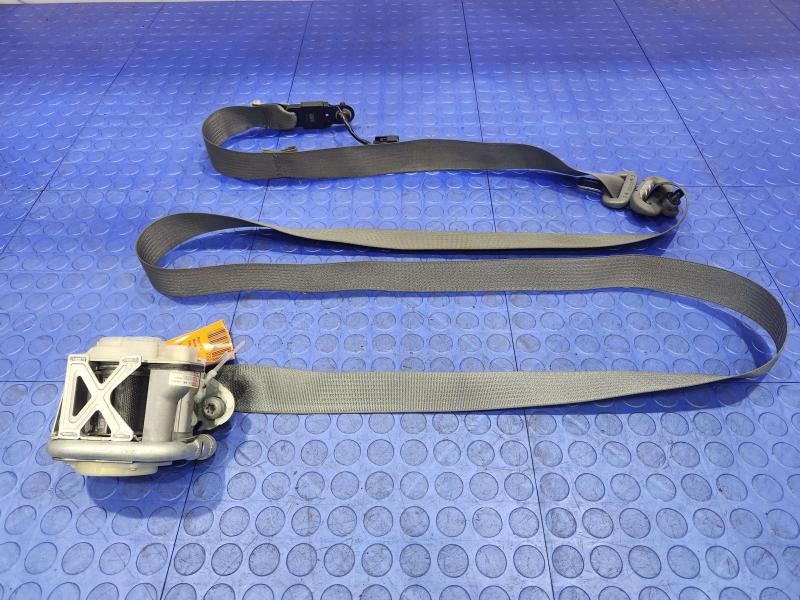 2013 Ford F-150 Front Seat Belt