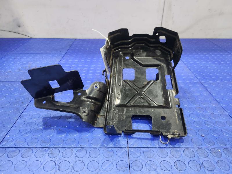 2017 Chevrolet Malibu Battery Tray