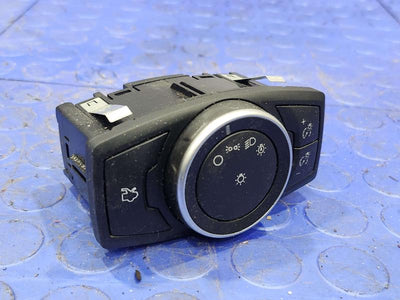 2017 Ford Focus Headlight Switch (Dash Mtd)