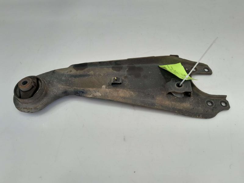 2014 Kia Sedona Lower Control Arm Rr