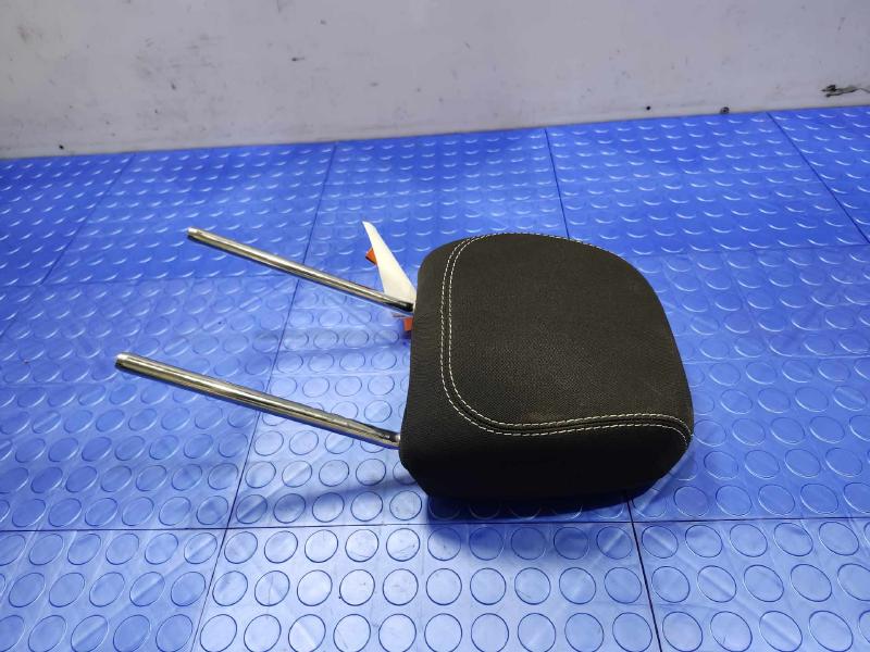 2021 Chrysler Voyager Headrest