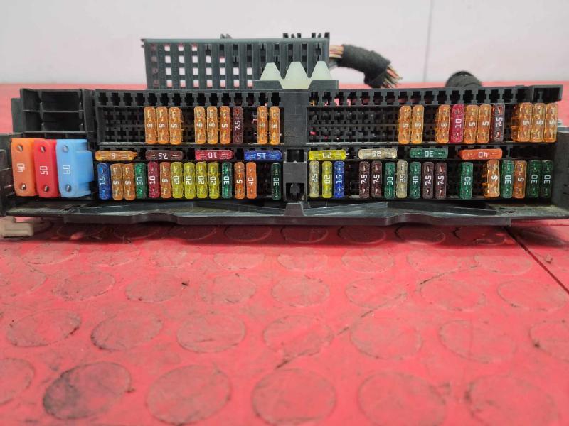 2006 BMW X3 E83 Cabin Fuse Box Relay Junction Block Genuine OEM Part