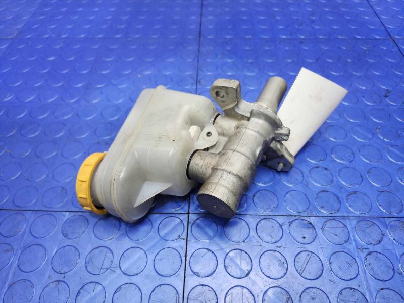 2015-2017 Subaru Outback Legacy 2.5L CVT Brake Master Cylinder Assembly OEM 26449FJ010