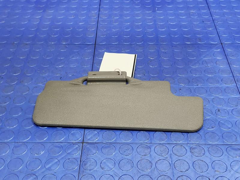 2003 Toyota 4Runner Sun Visor
