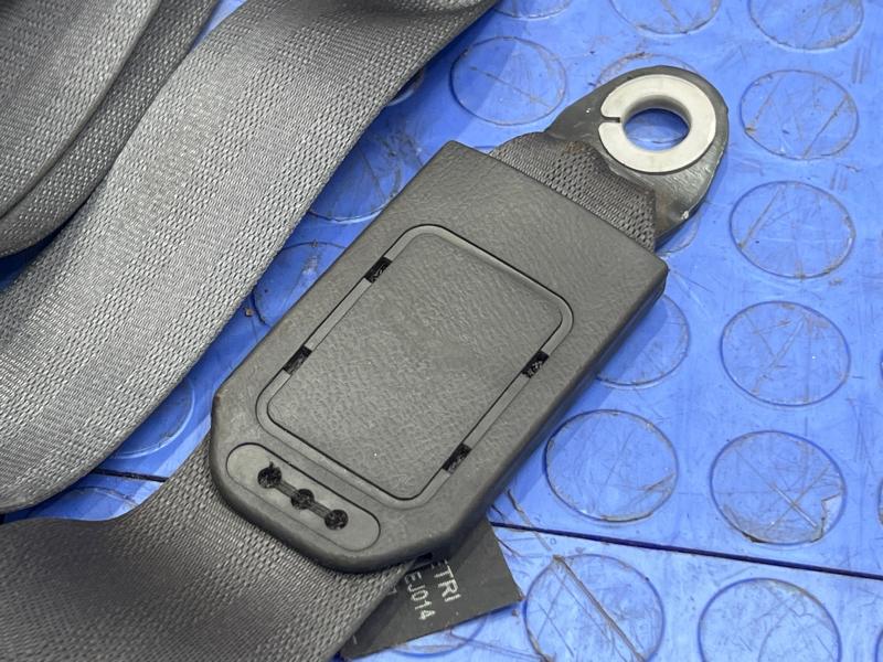 2006 Honda CR-V Front Seat Belt