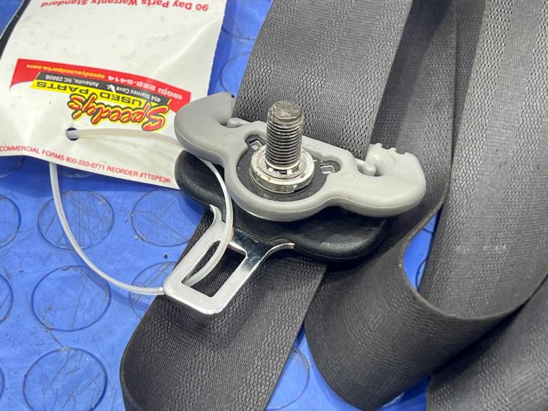2006 Honda CR-V Front Seat Belt