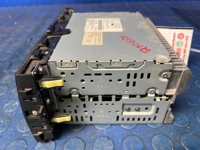 2007 2008 2009 Toyota Prius Radio AM FM CD OEM 8612047200