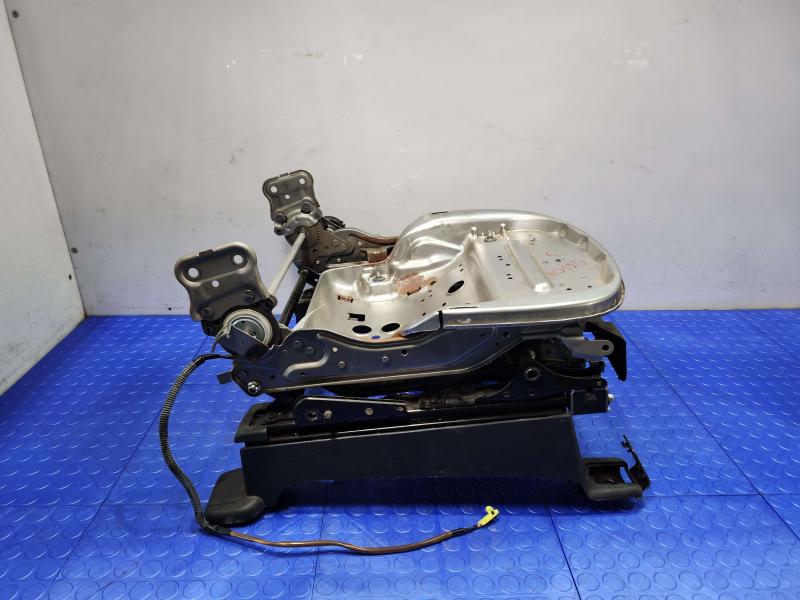 2011 Mazda CX-9 Seat Track