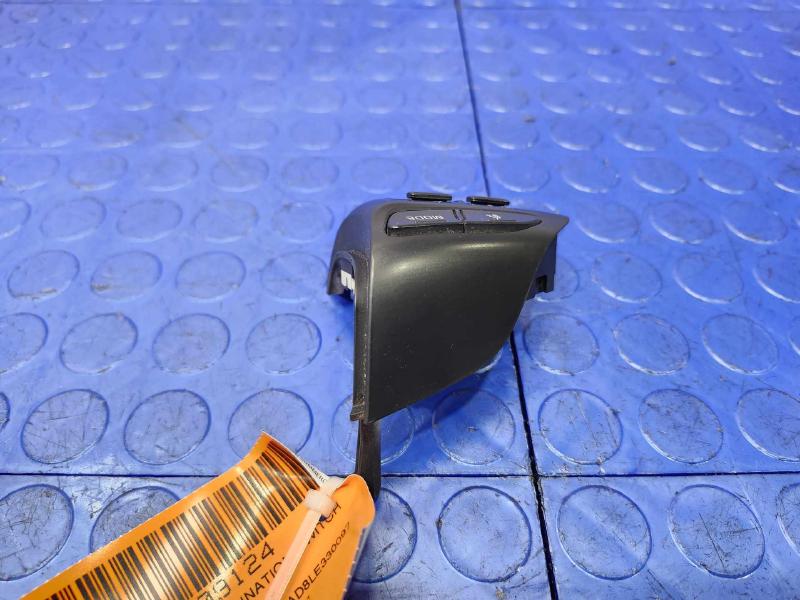 2018-2020 Kia Rio Steering Wheel Media Bluetooth Switch OEM 96710H8030