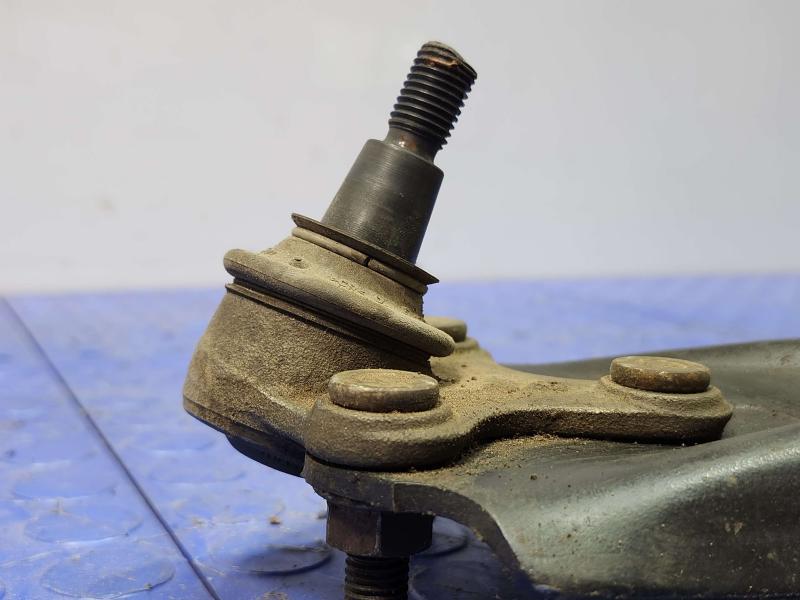 2015 Volkswagen Beetle Lower Control Arm Front