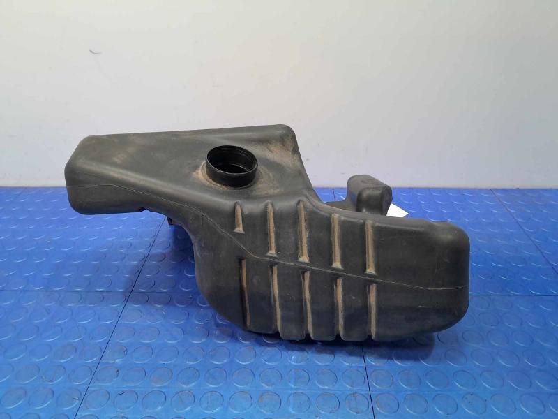2008 Pontiac Solstice Air Intake Tube/Resonator