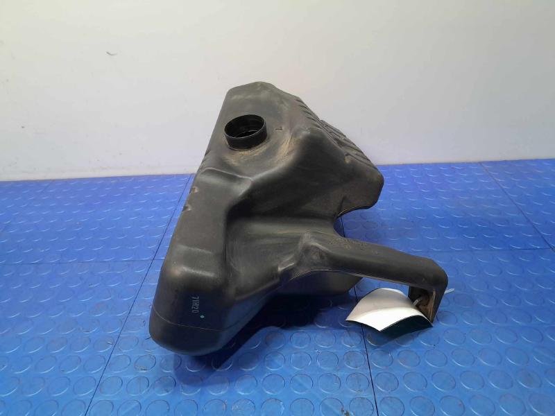 2008 Pontiac Solstice Air Intake Tube/Resonator