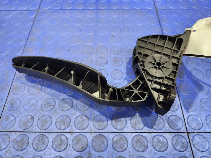 2014 Ford Explorer Pedal Assembly