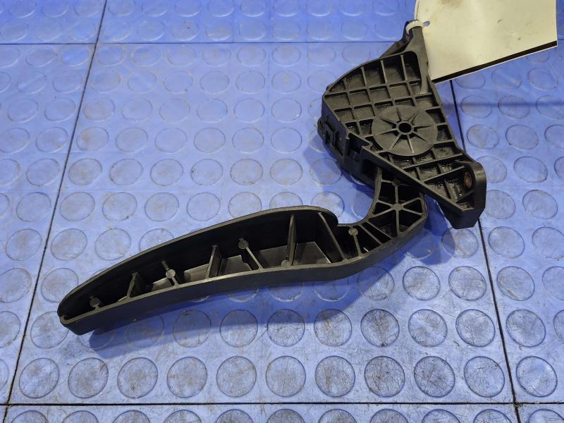2014 Ford Explorer Pedal Assembly