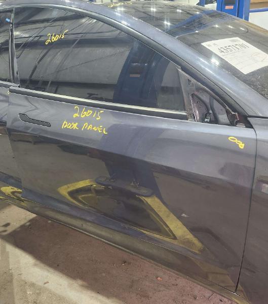 2021 Tesla Model 3 Front Door