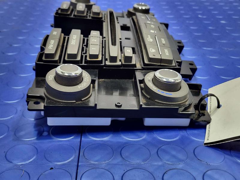 2011-2017 Infiniti QX56 QX80 Radio / Temperature Climate Control Panel OEM 253911LA5B
