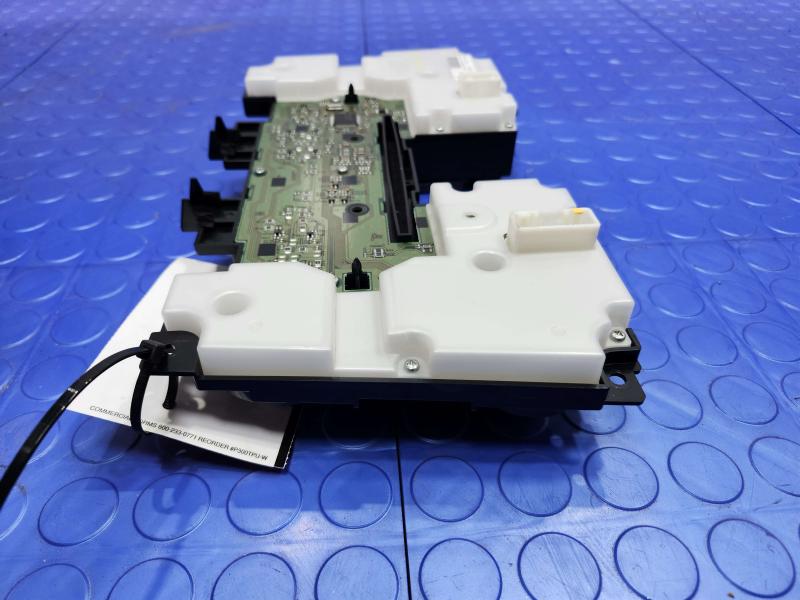 2011-2017 Infiniti QX56 QX80 Radio / Temperature Climate Control Panel OEM 253911LA5B