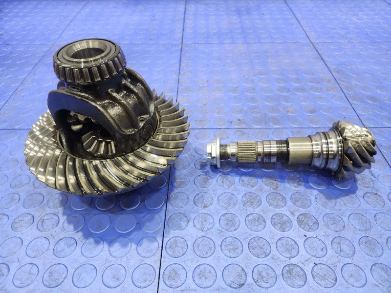 2014 Jeep Grand Cherokee Ring Gear & Pinion