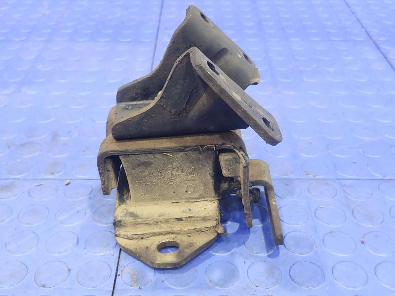 1988-1993 Isuzu NPR Right Engine Mount Assembly OEM Genuine 3.9L Diesel