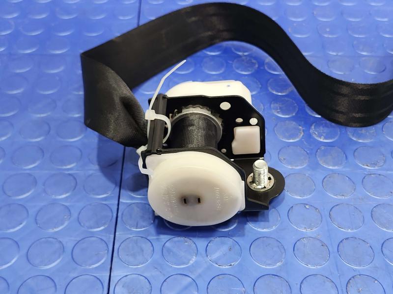 2011 Mazda CX-9 Rear Seat Belt